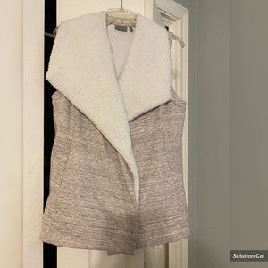 Athleta Fleece Wrap Size Medium Heathered gray/white